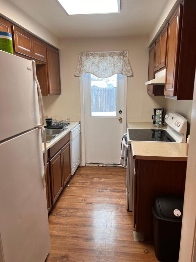 Lovely Two Bedroom, Minutes Away From Downtown Anchorage Exterior foto